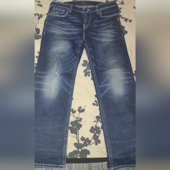 Silver Jeans - Picture 3 of 3